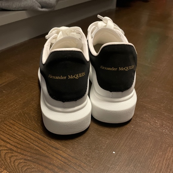 *SOLD* Alexander McQueen shoes. - Picture 3 of 5